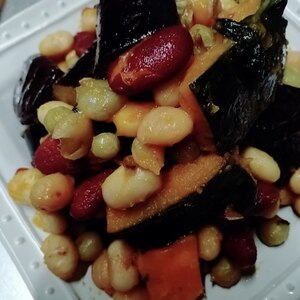 栄養満点♪かぼちゃと大豆の甘辛炒め